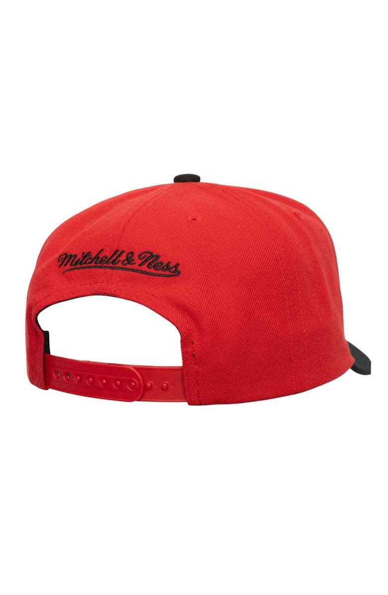 Mitchell & Ness Men's Mitchell & Ness Red/Black Chicago Bulls Stars Core Pro Pinch Adjustable Hat, Alternate, color, Red