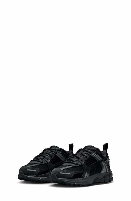 Kids' Vomero 5 Sneaker