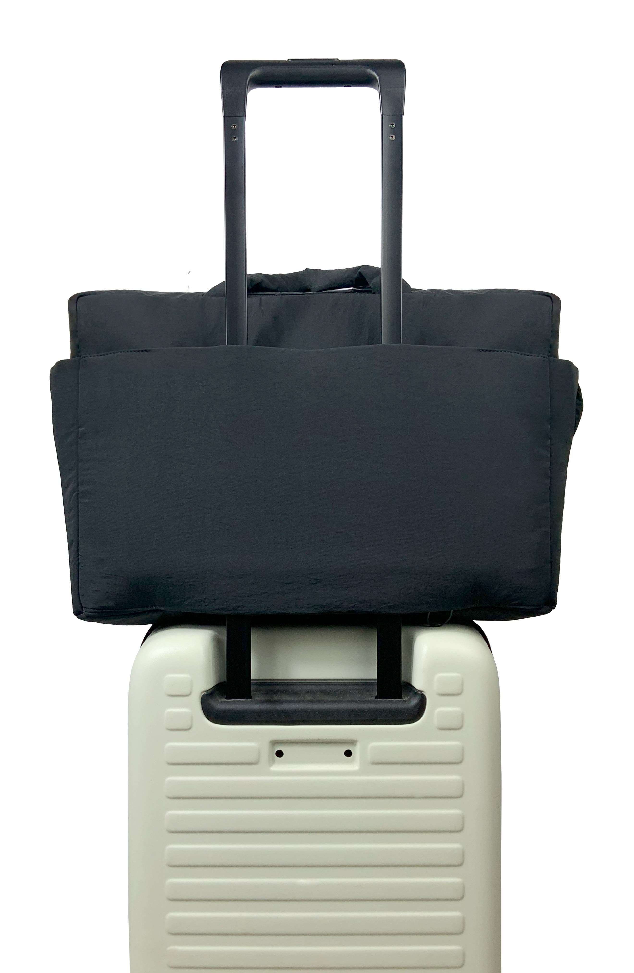 Thacker Wellis Duffle Bag, Alternate, color, Black