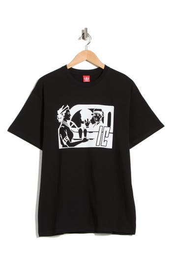 Icecream Shakes Graphic T-shirt In Black