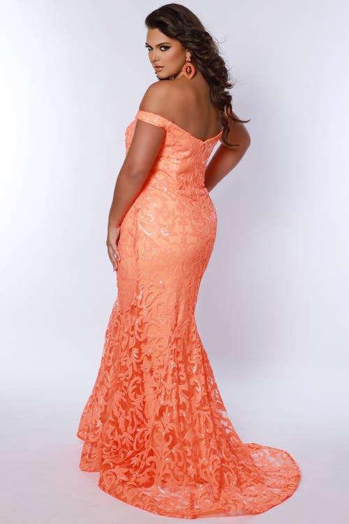 Sydney's Closet Off The Shoudler Mermaid Sweetheart Plus Size Gown In Tangelo