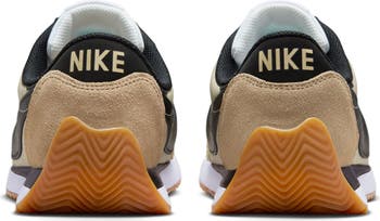 Pacific Low Top Sneaker