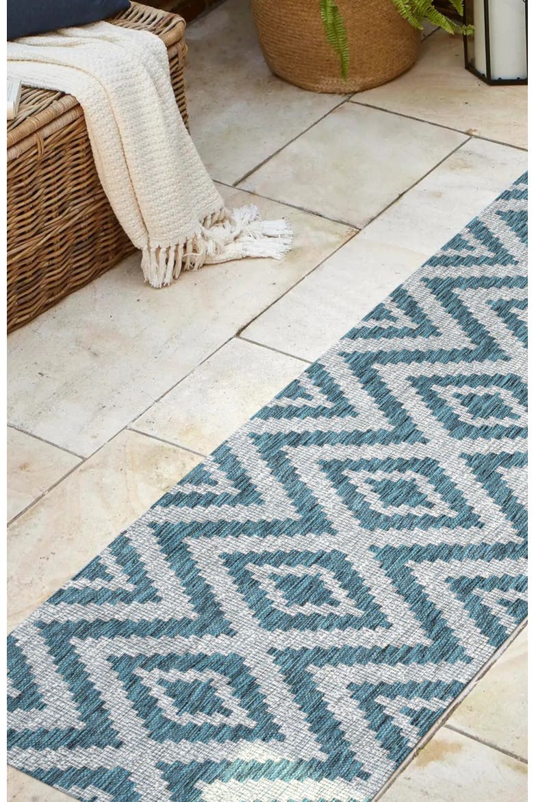 Sintra Diamond  Indoor/Outdoor Area Rug, Alternate, color, Blue/Gray