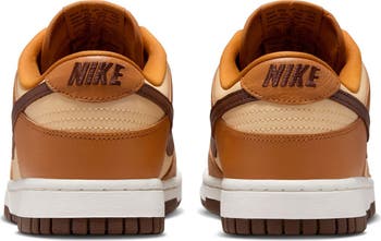 Dunk Low SE Basketball Sneaker