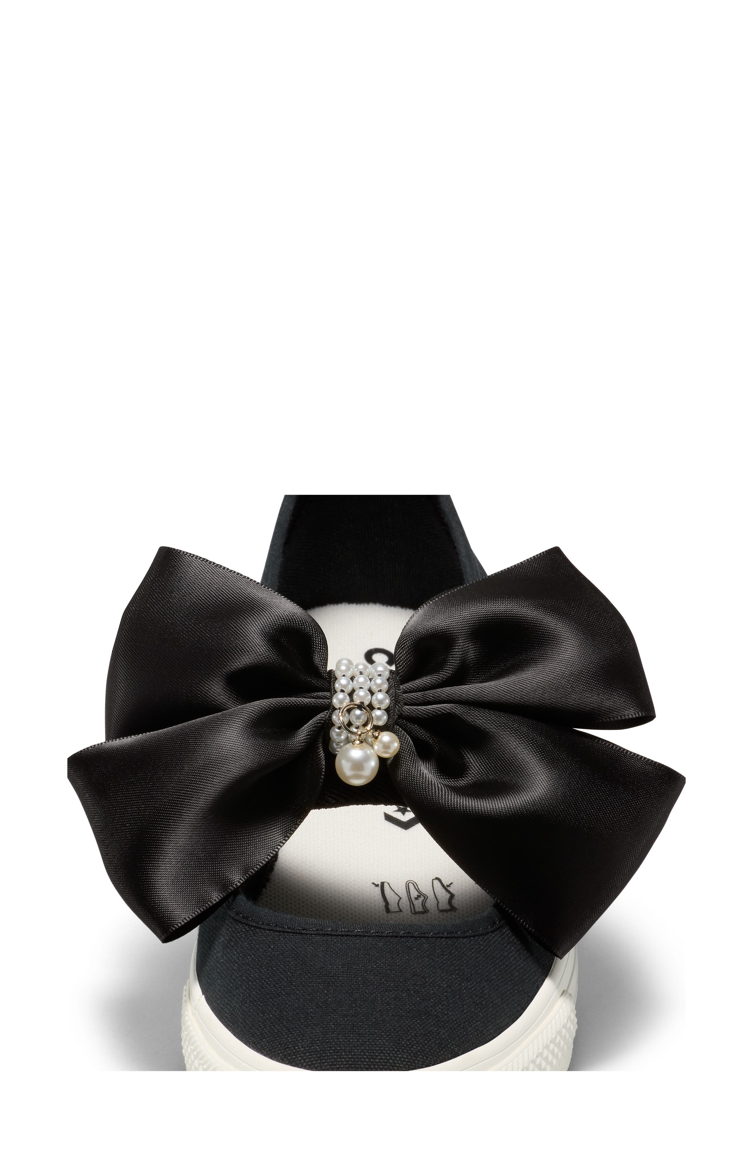 Converse Chuck Taylor<sup
®</sup
 All Star<sup
®</sup
 Dainty Bow Sneaker, Alternate, color, Black/ Egret/ Gold