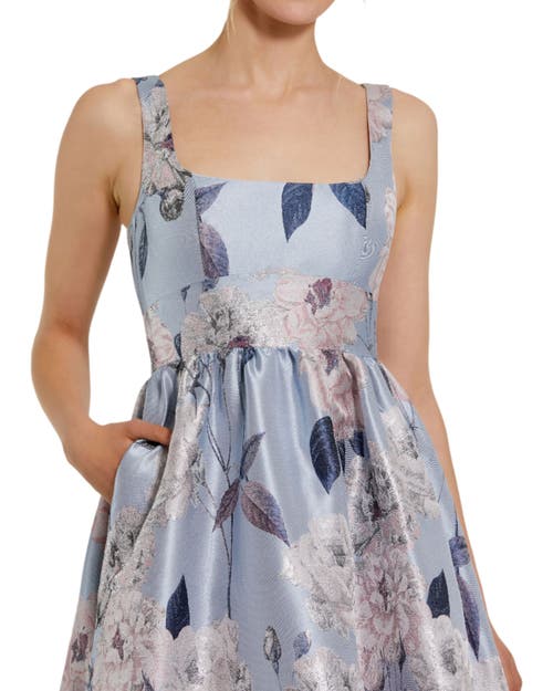 Mac Duggal Brocade Scoop Neck Sleeveless Floral Gown