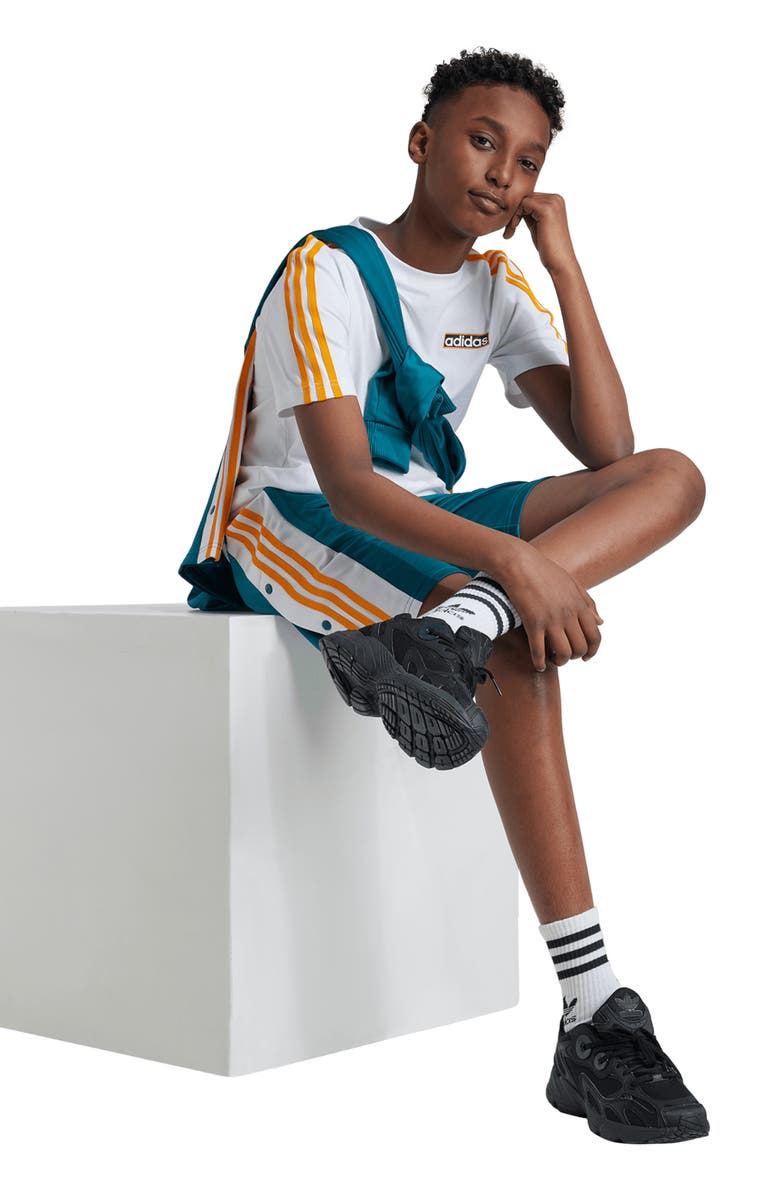 adidas Kids' Logo Cotton Graphic T-Shirt, Alternate, color, 