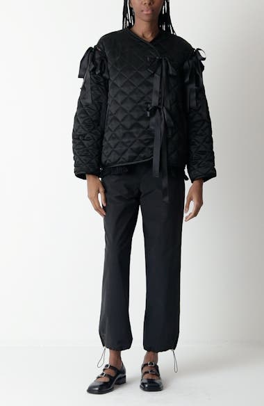 【関税込み】Sandy Liang ブラック Subi ジャケット Sandy Liang Subi Quilted Bow Jacket | Nordstrom