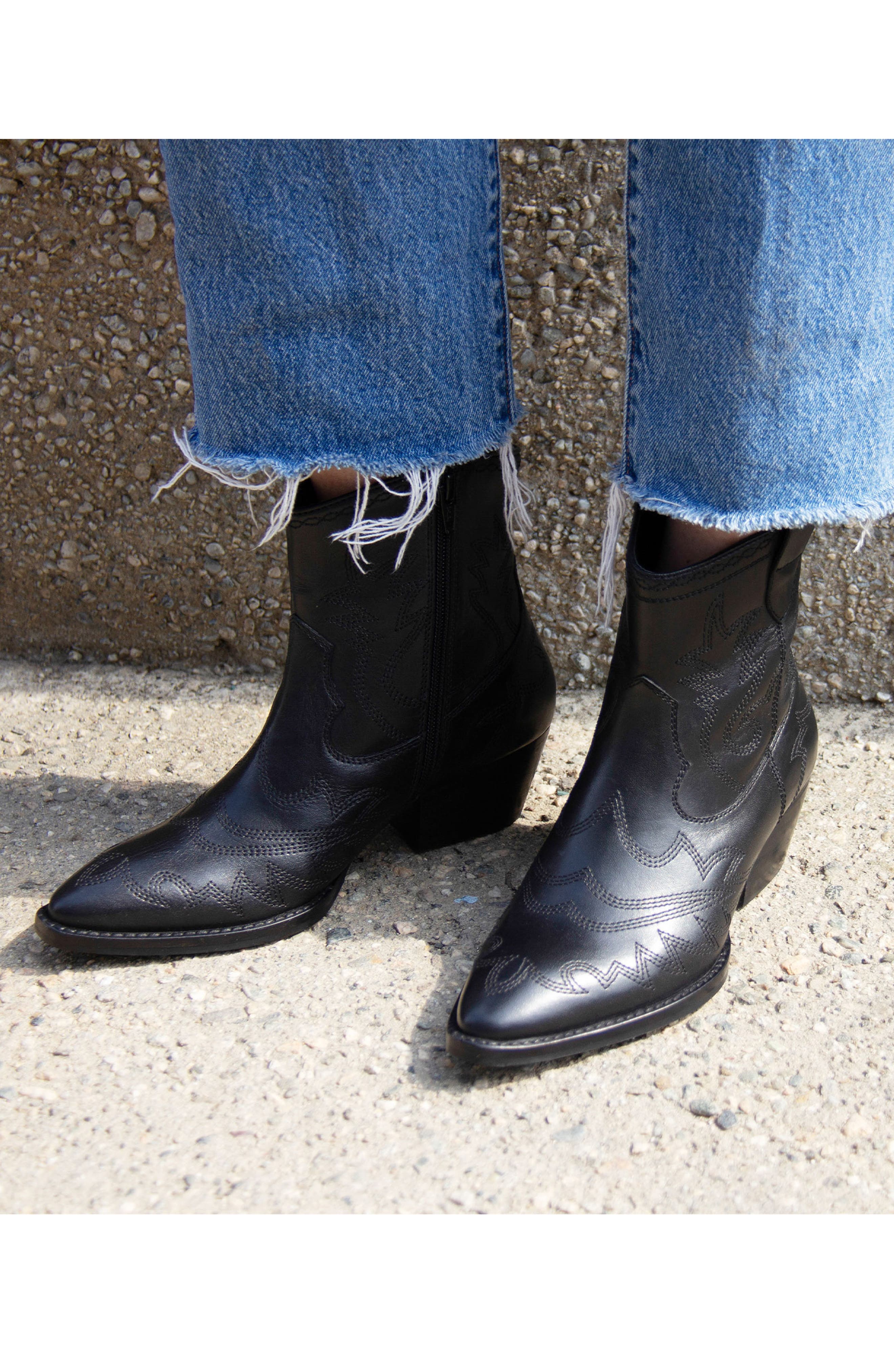 Seychelles Eagle Rock Short Western Boot, Alternate, color, 