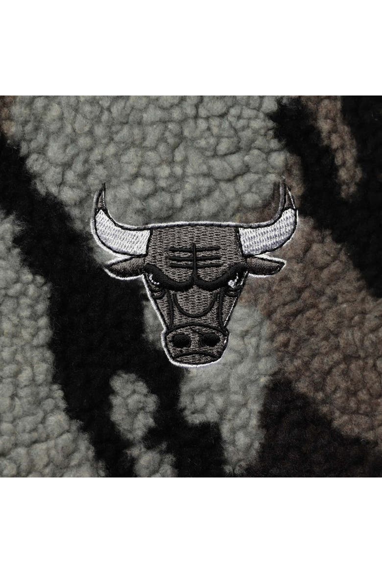 Women's The Wild Collective Black Chicago Bulls Camo Sherpa Full-Zip Bomber Jacket, Alternate, color, Black