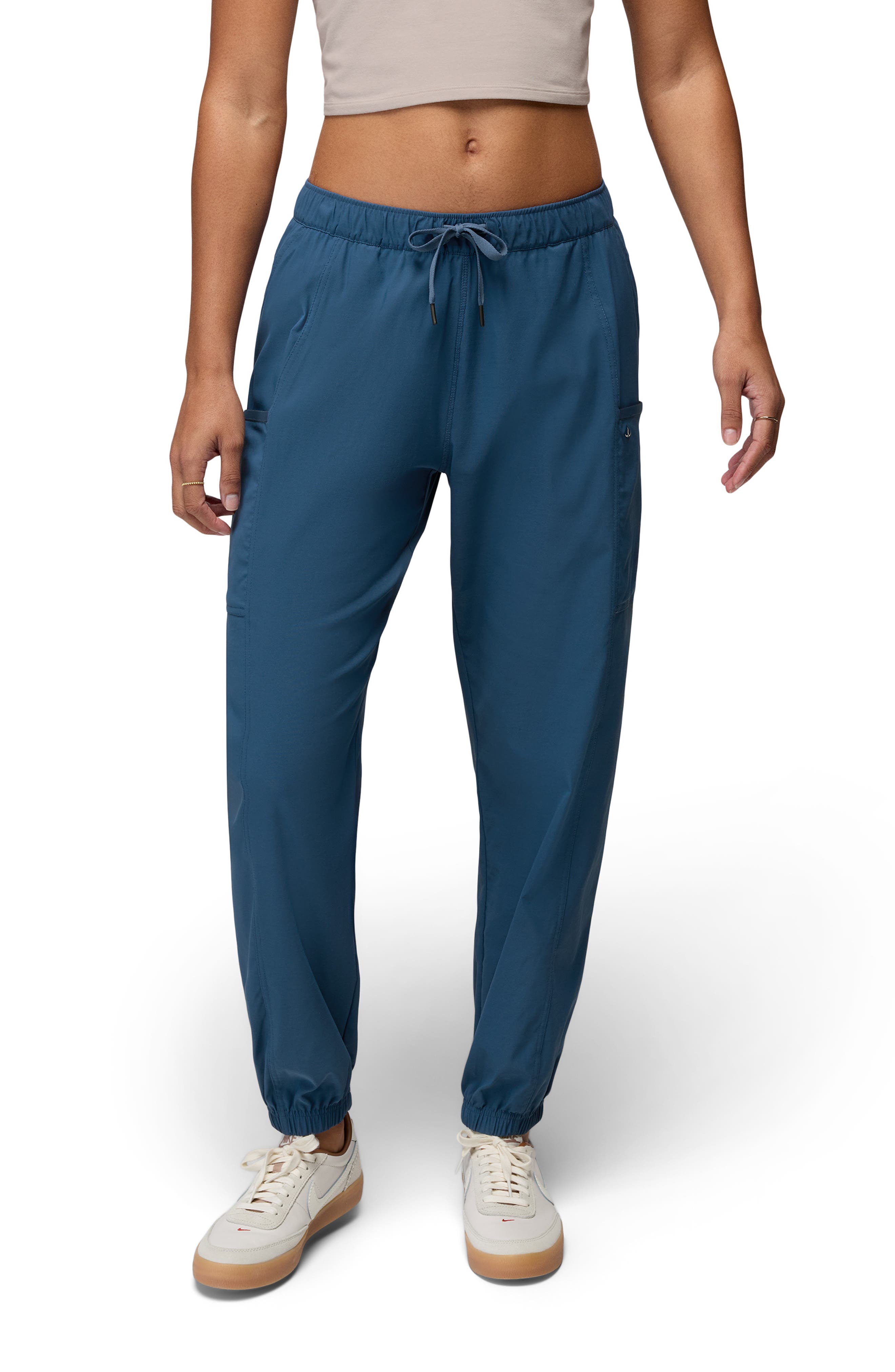 BLUFF BLUE