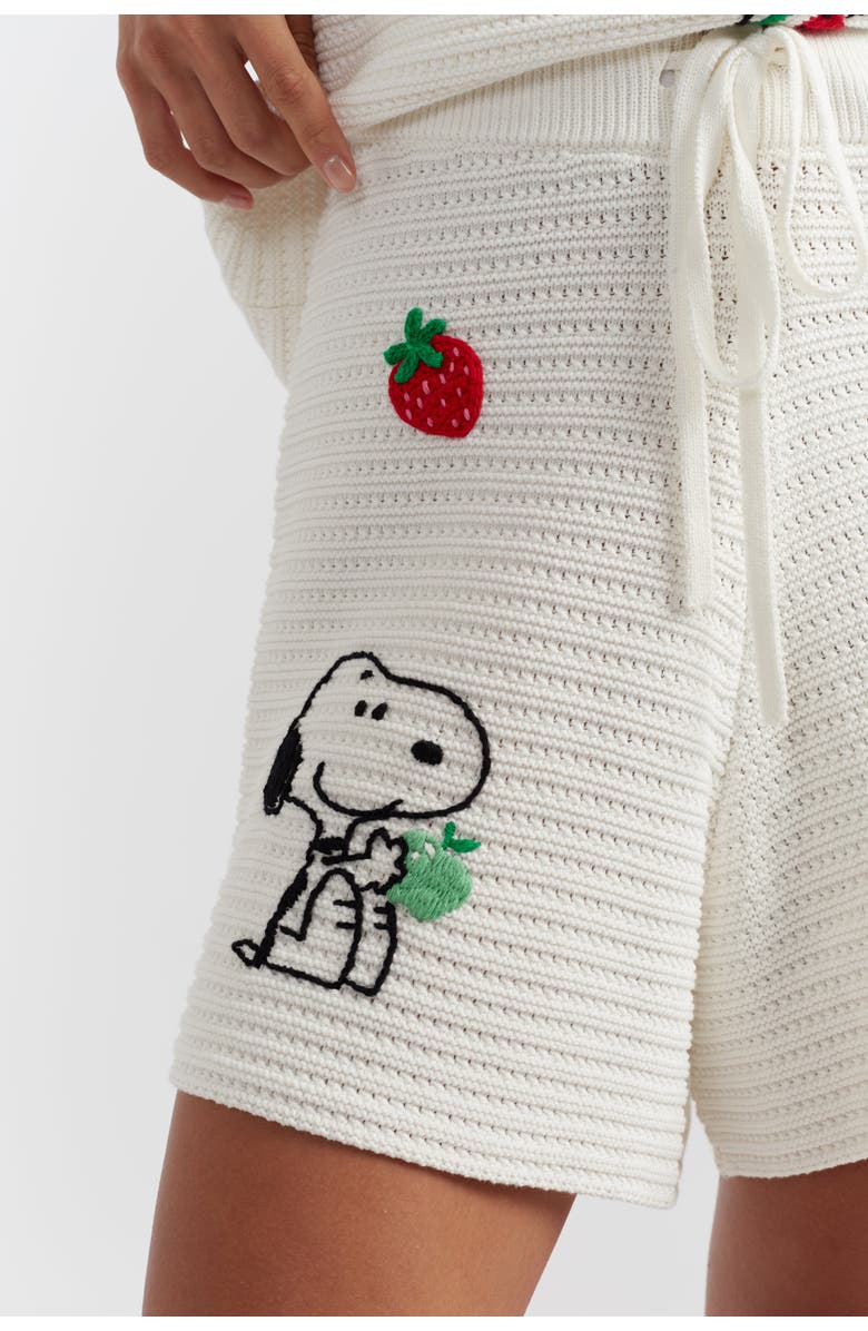 Chinti & Parker Cotton Snoopy Crochet Shorts, Alternate, color, Cream