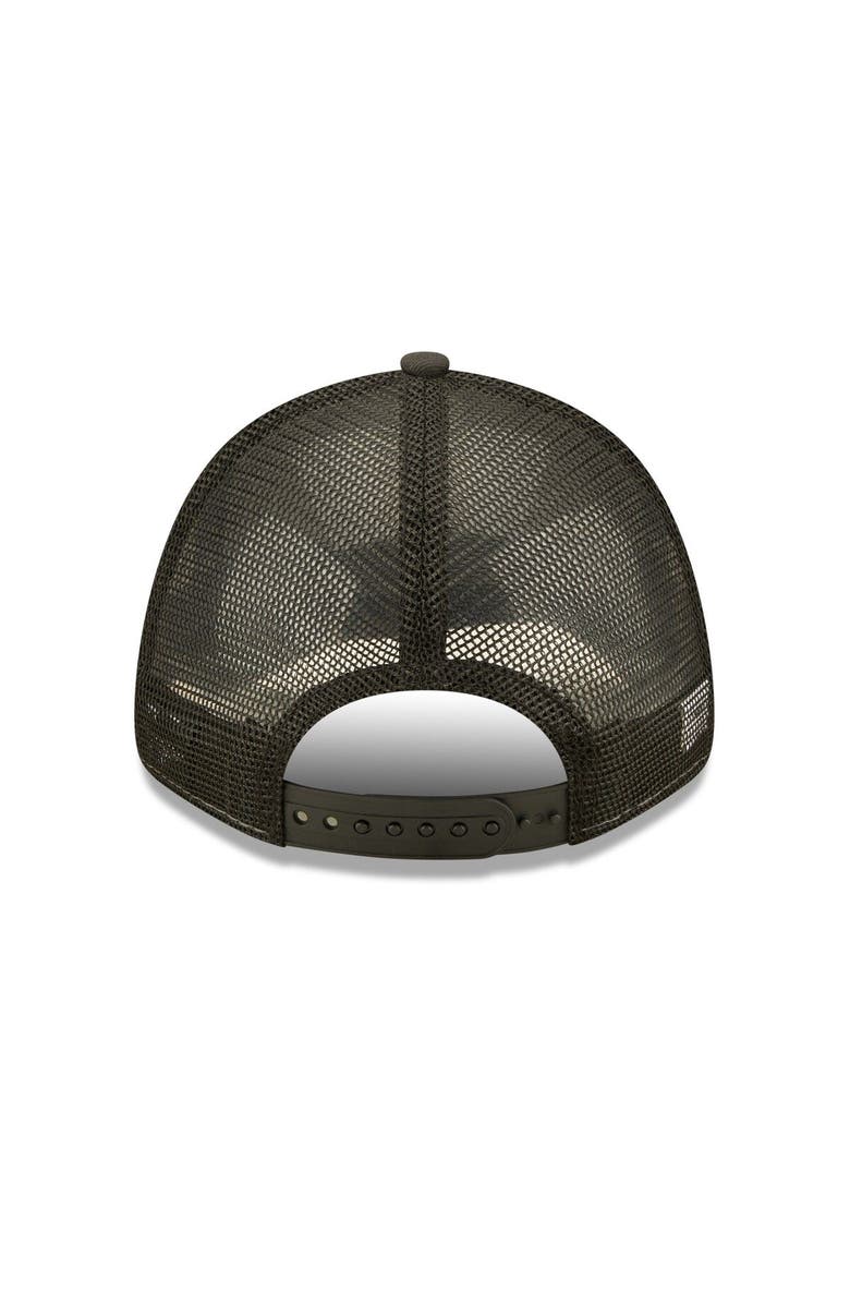 New Era Women's New Era  Charcoal Chicago Bulls Camo Glam 9FORTY Trucker Snapback Hat, Alternate, color, 