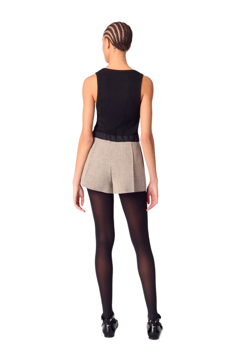 Suit shorts with darts