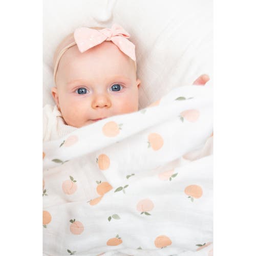 Lulujo Hello World Hat & Swaddle Set In Peaches