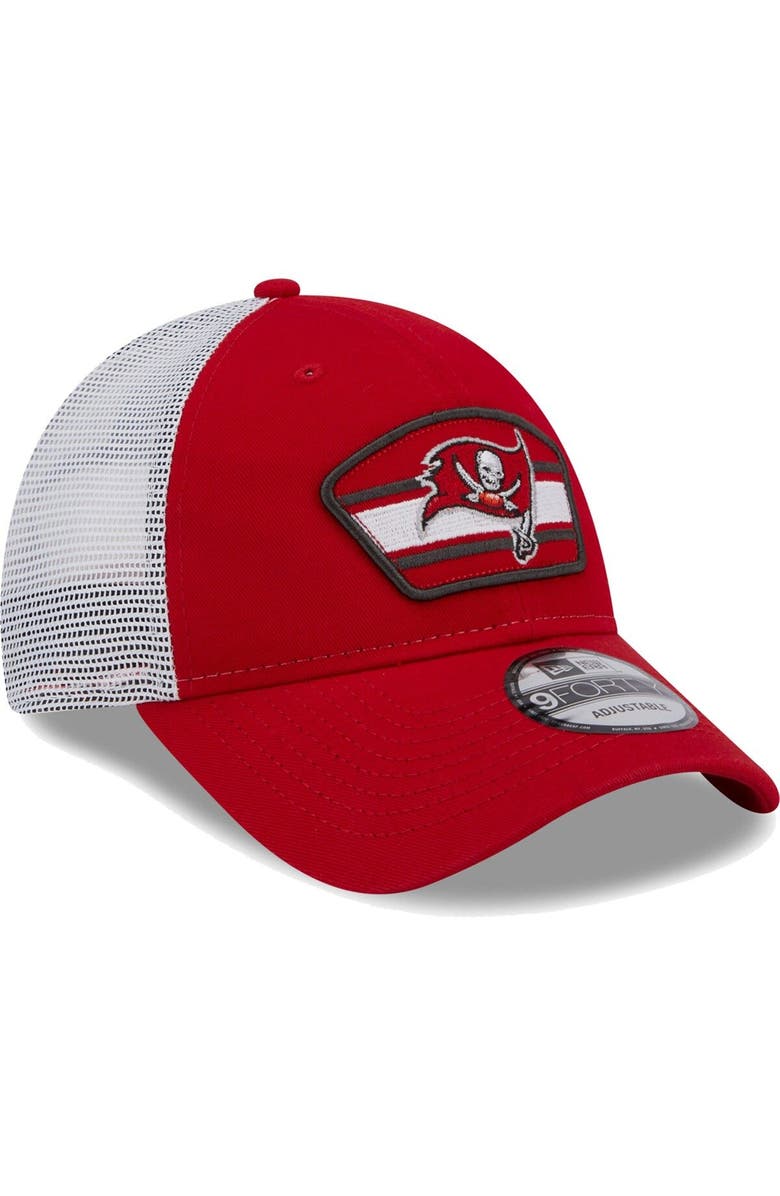 New Era Men's New Era Red/White Tampa Bay Buccaneers Logo Patch Trucker 9FORTY Snapback Hat, Alternate, color, Red