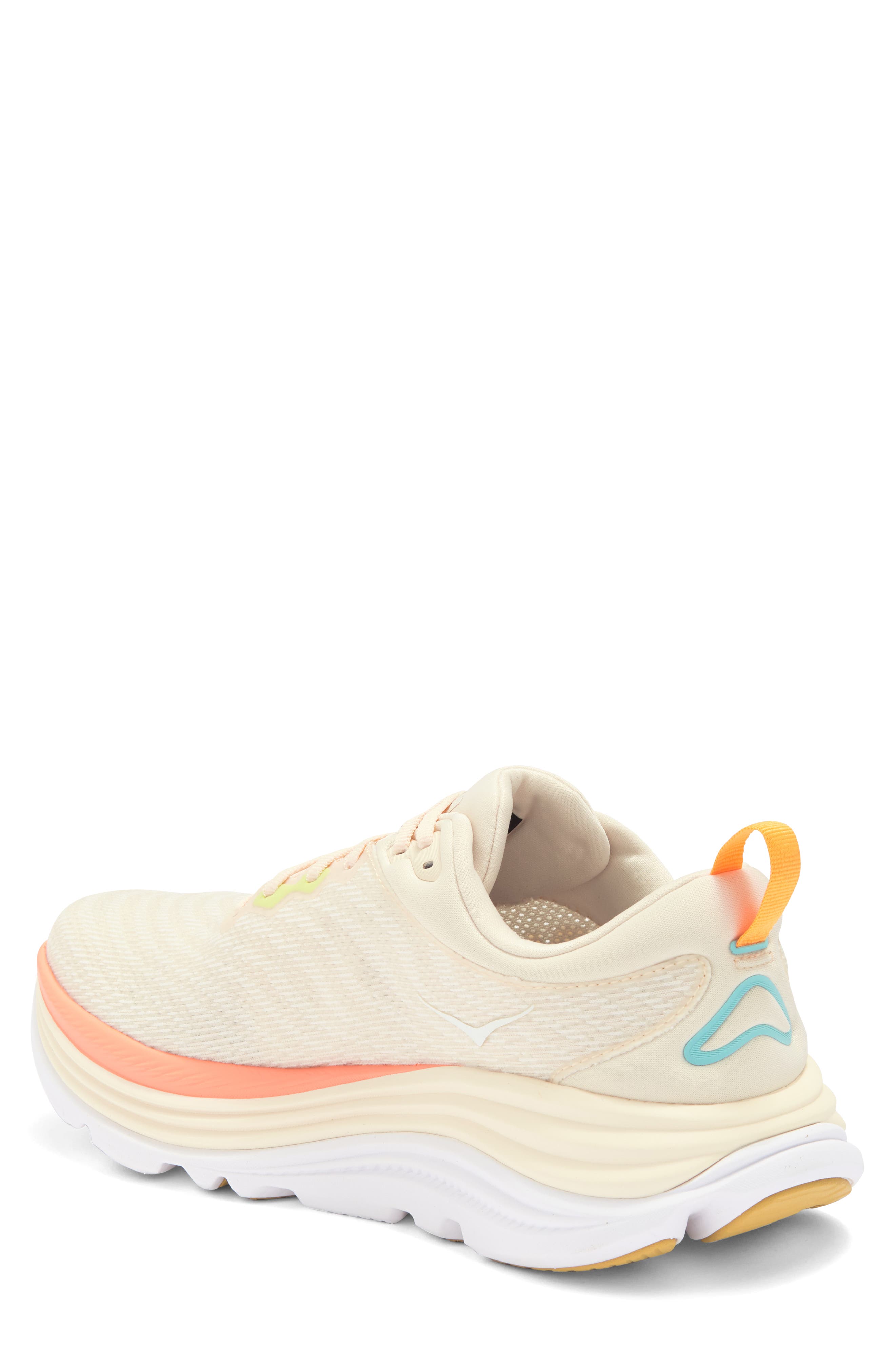 Gaviota 5 Running Shoe, Alternate, color, VANILLA / EGGNOG