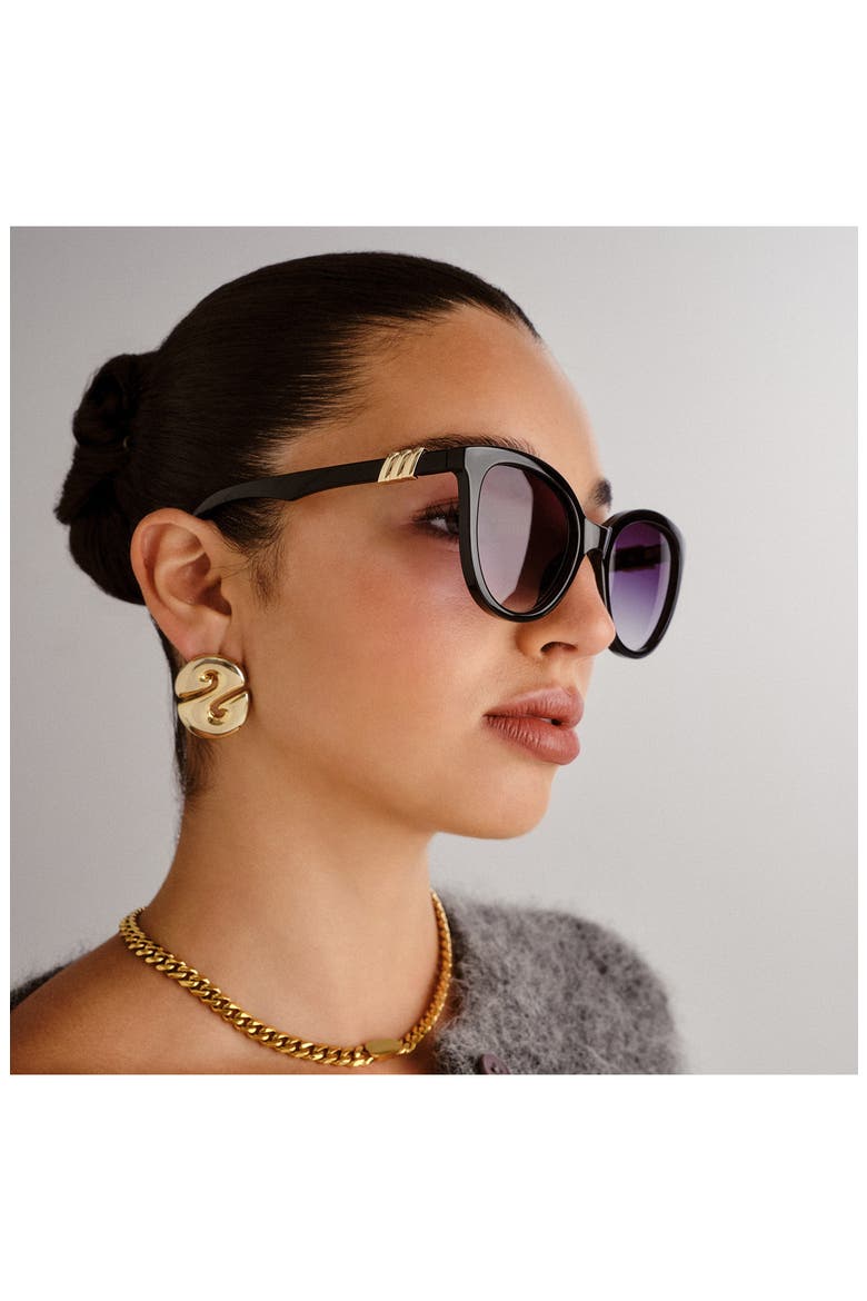 The Muse 54mm Round Sunglasses, Alternate, color, BLACK/ SMOKE GRAD