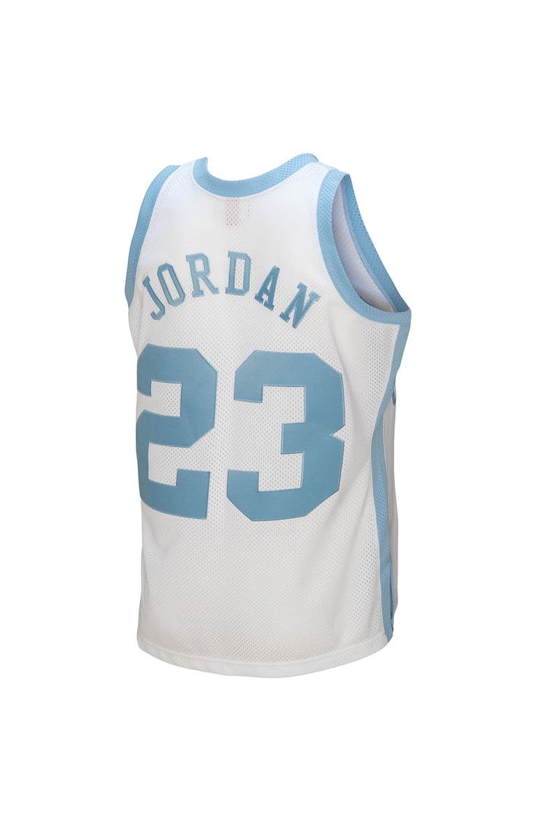 Mitchell & Ness Men's Mitchell & Ness Michael Jordan White North Carolina Tar Heels 1983/84 Authentic Retired Player Jersey, Alternate, color, White