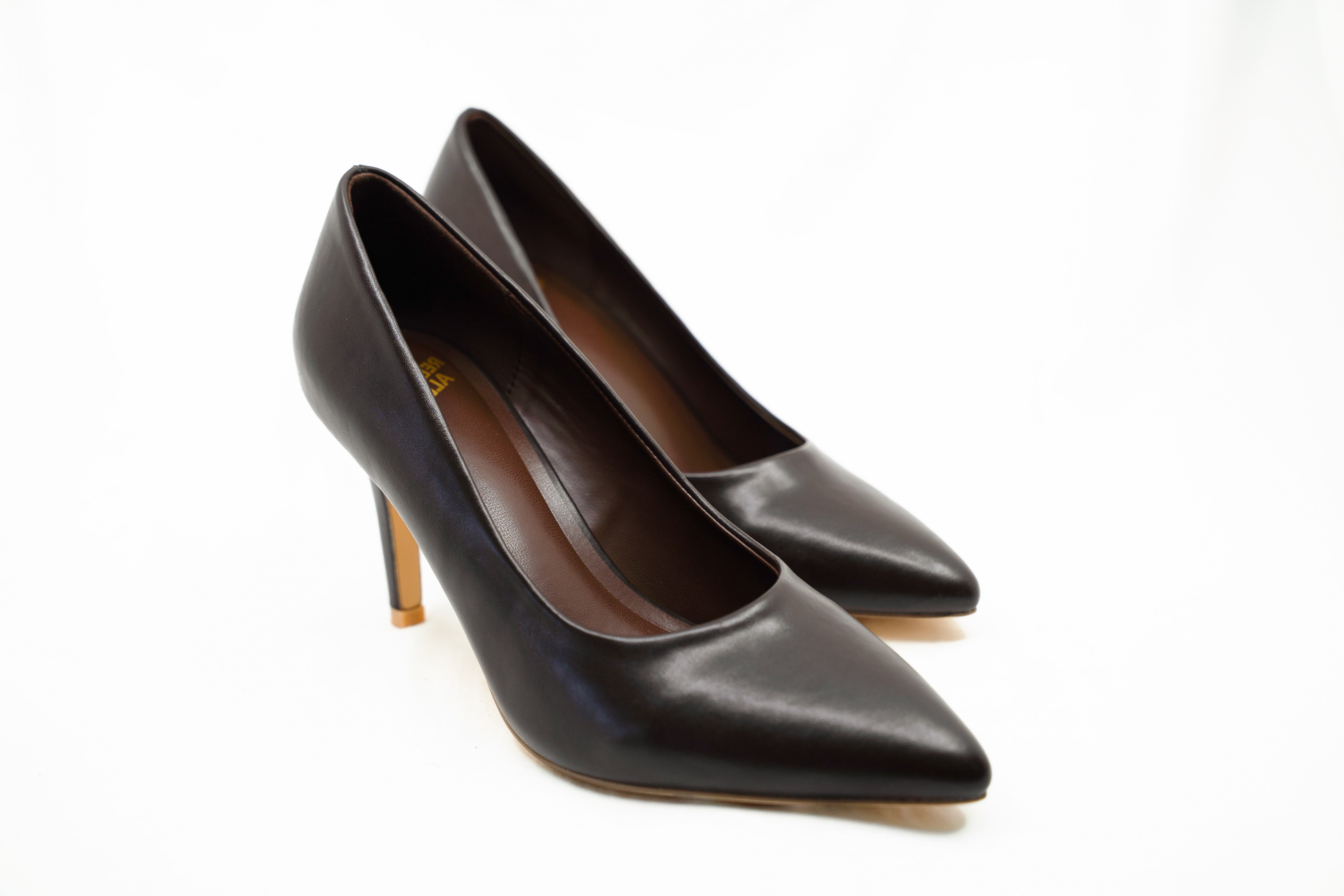 The Point Classic Pump, Alternate, color, Nude I