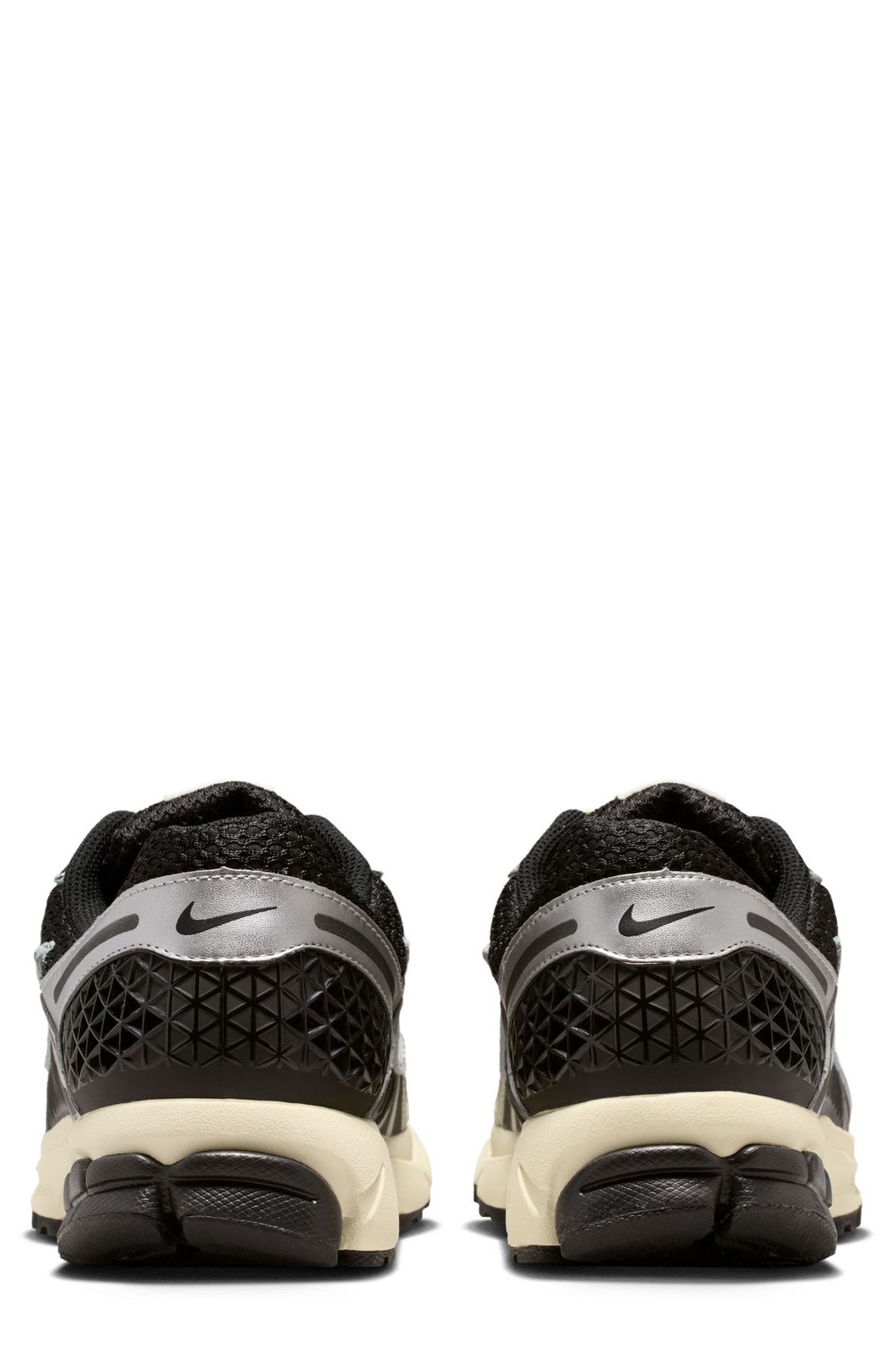 Zoom Vomero 5 Sneaker, Alternate, color, BLACK/ CHROME