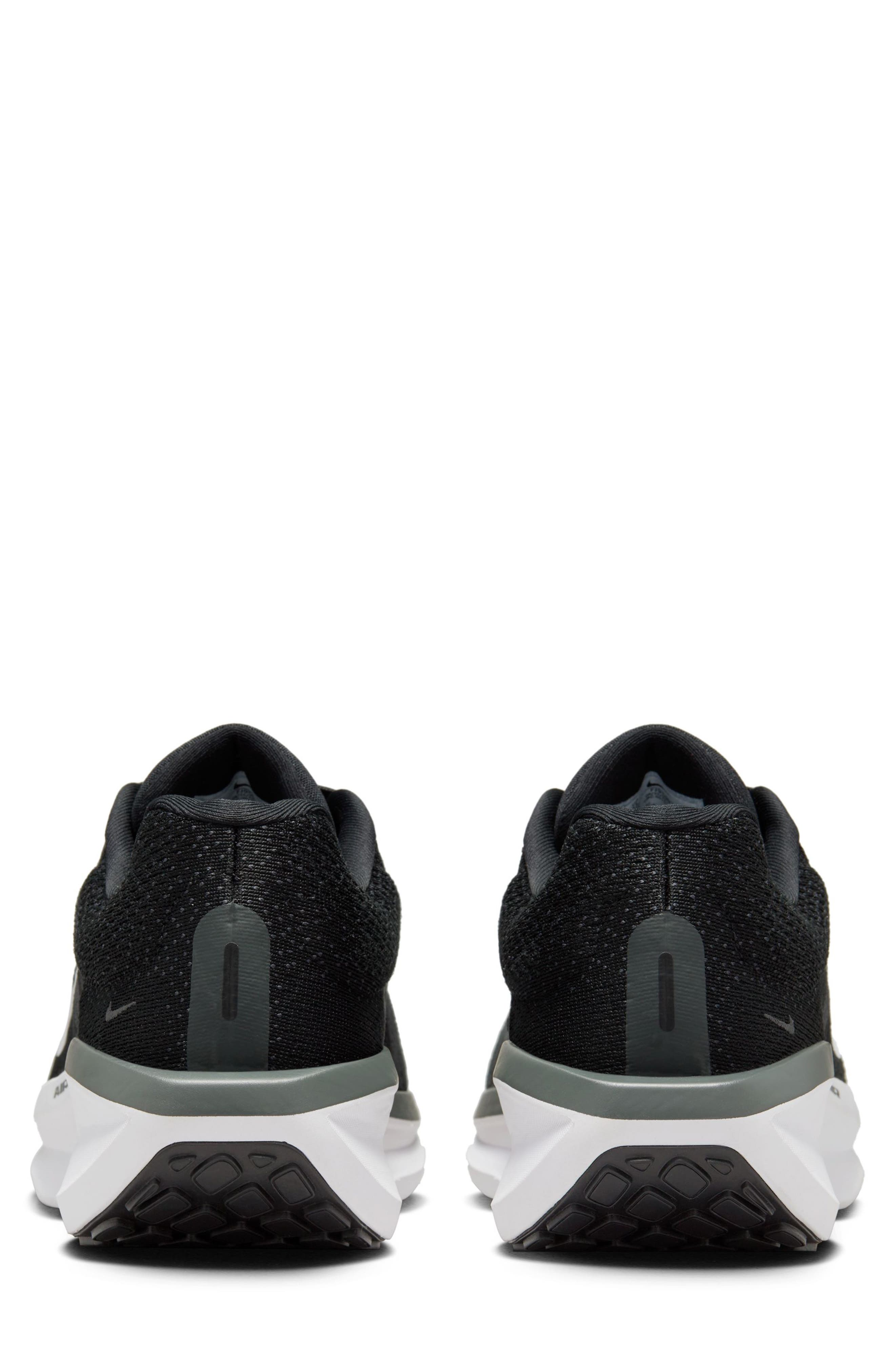 Nike Air Winflo 11 Running Shoe, Alternate, color, 001 Black/White