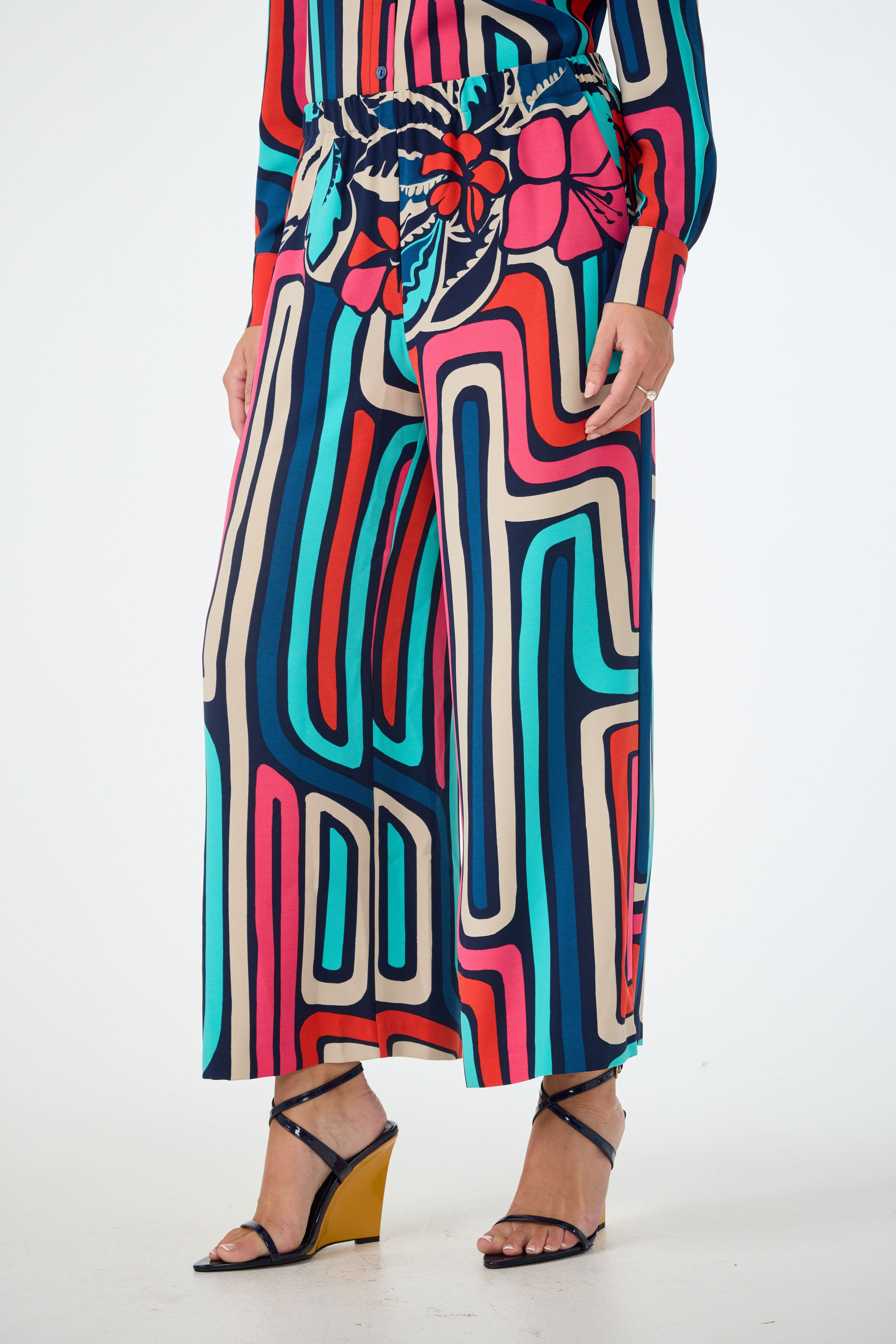 Trina Turk Cubism Printed Cropped Drapey Pant (Women) | Nordstrom