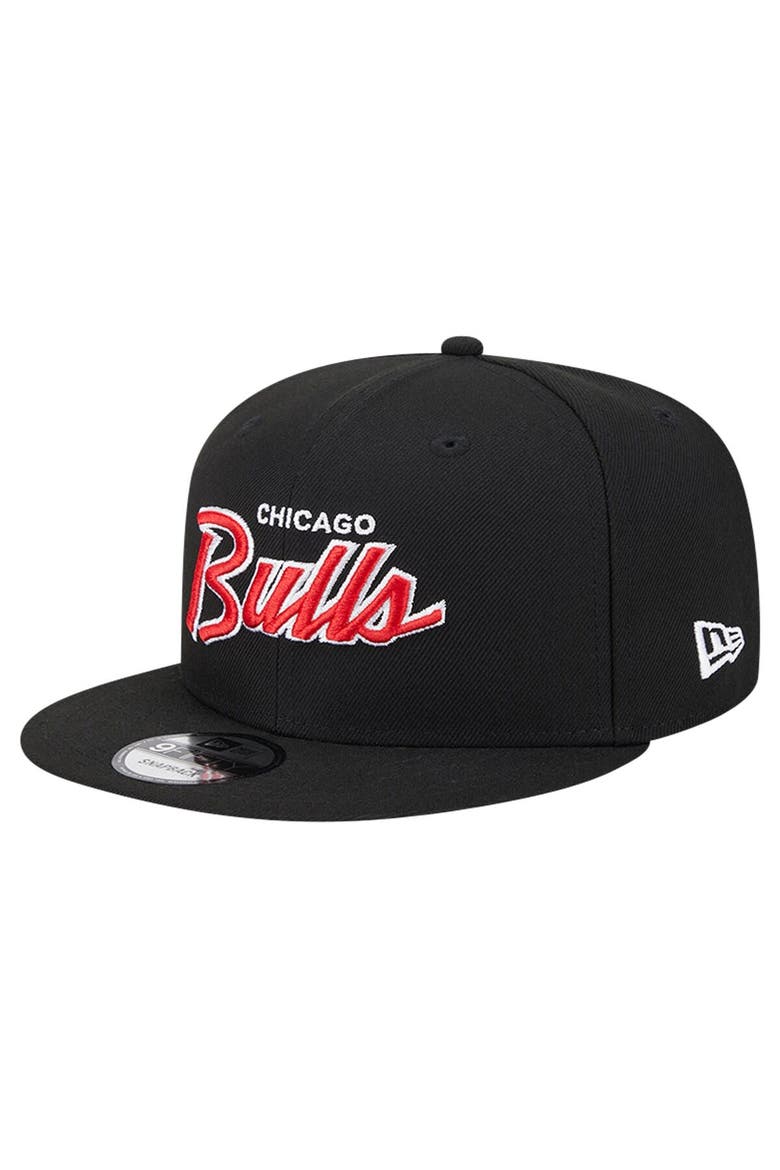Men's New Era Black Chicago Bulls Evergreen Script Side Patch 9FIFTY Snapback Hat, Alternate, color, Black