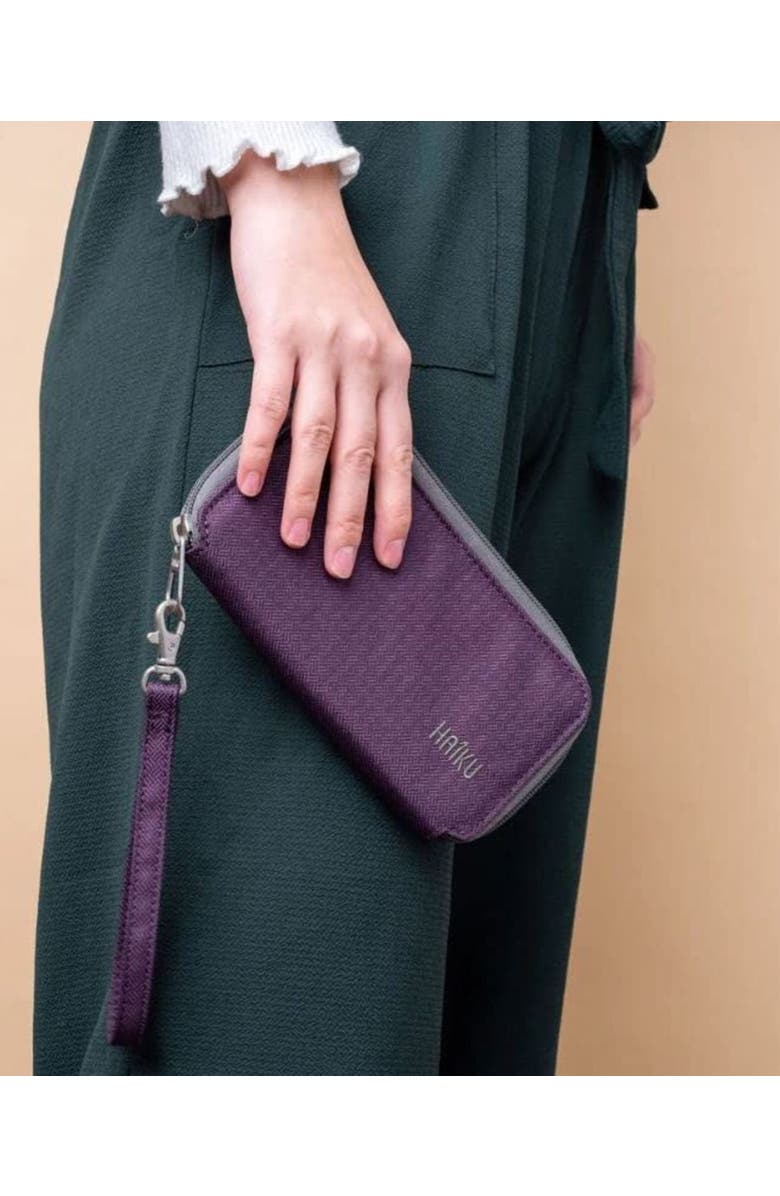 HAIKU Intrepid, Alternate, color, Blackberry