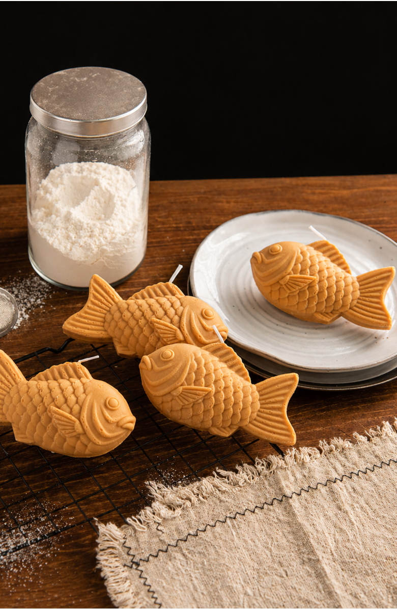 Southlake gifts Taiyaki Candle, Alternate, color, Golden Brown