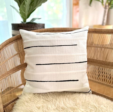 Crossing Lines White Sadza Pillow Cover 46Cm (18")