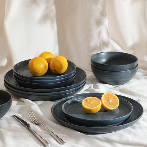 Elio Stoneware 24-Piece Dinnerware Set