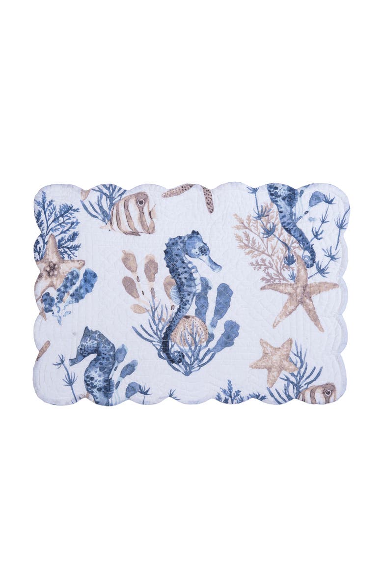 Seahorse Sands Reversible Machine Washable Scallop Quilt Placemats Set of 6, Alternate, color, Gold