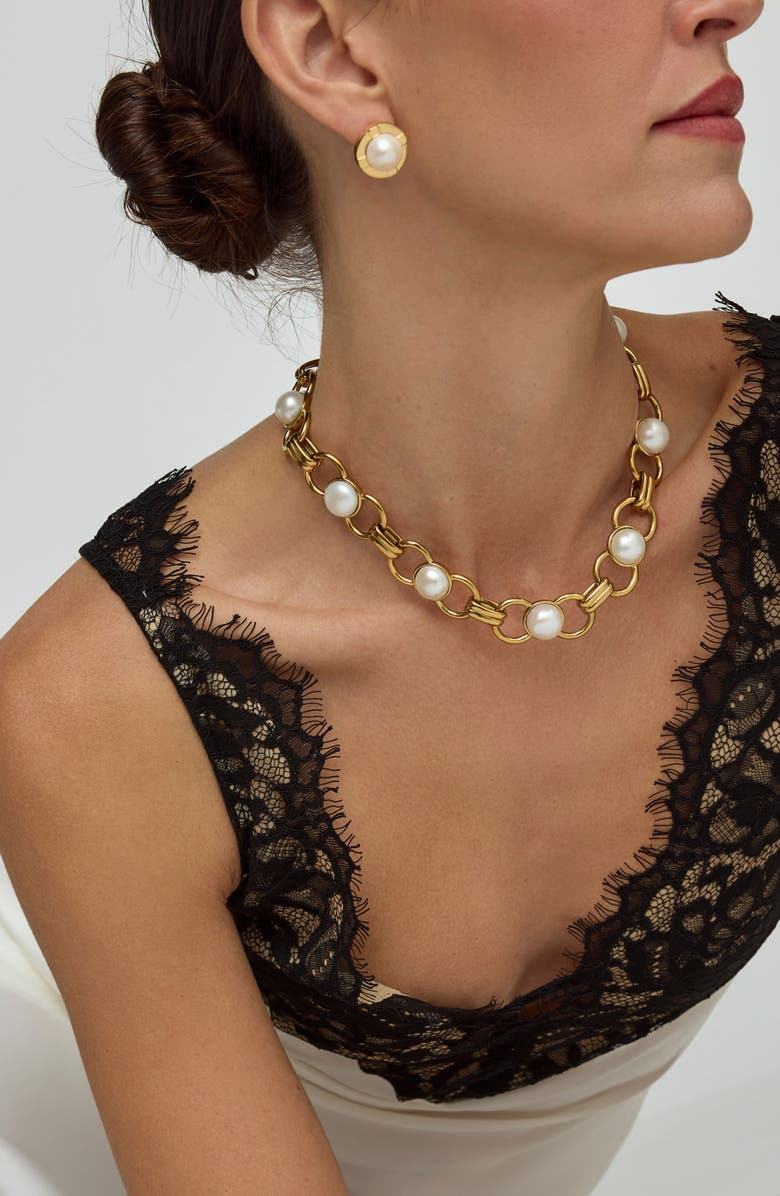 st. Moran Thales Freshwater Pearl Stud Earrings, Alternate, color, White