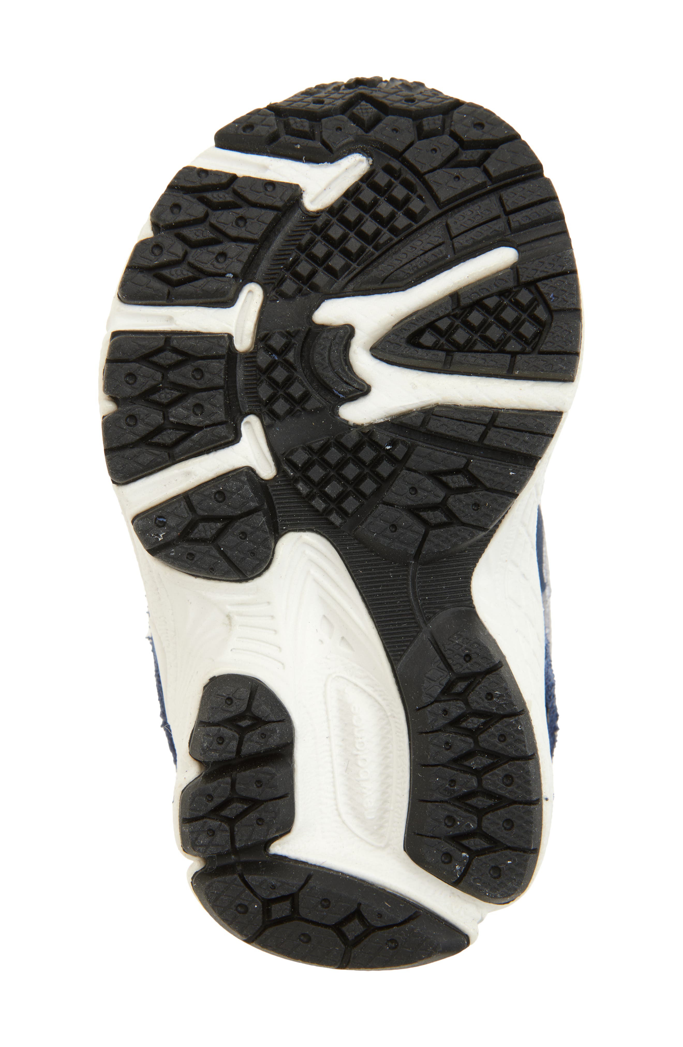 New Balance Kids' 2002 Sneaker, Alternate, color, Nb Navy/ Outerspace