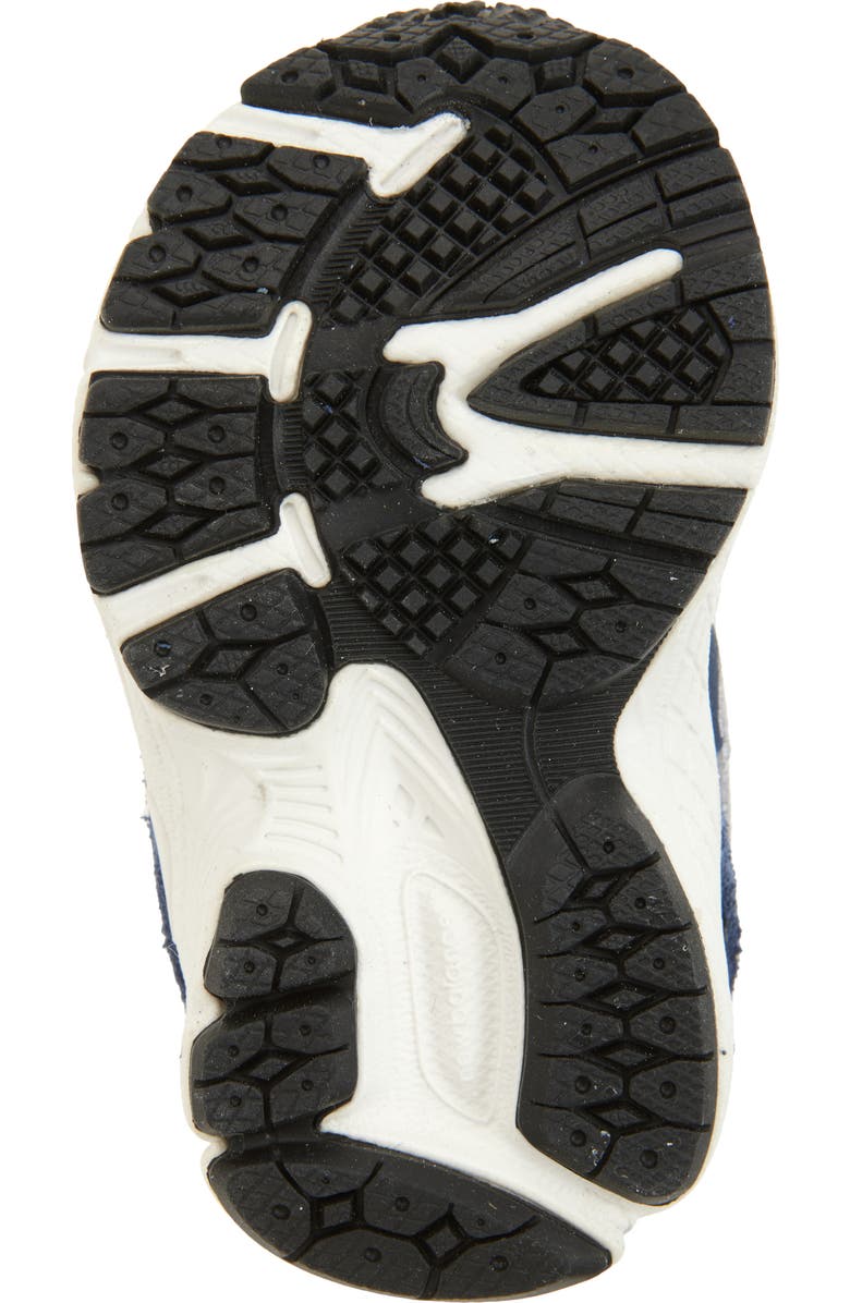 New Balance Kids' 2002 Sneaker, Alternate, color, Nb Navy/ Outerspace