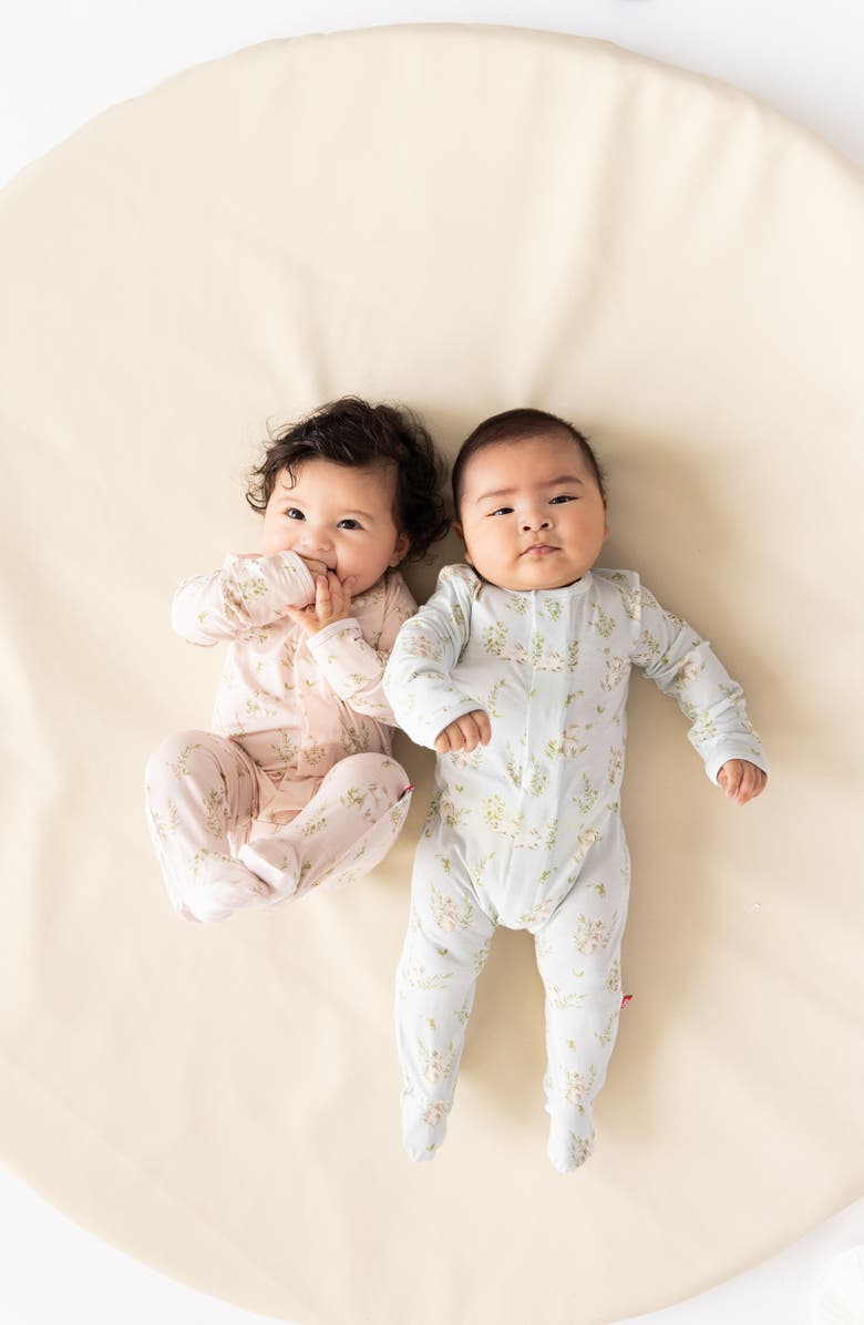 Magnetic Me Hoppily Ever After Magnetic Footie, Alternate, color,