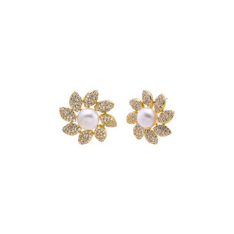 Gold Floral Pearl Stud Earring