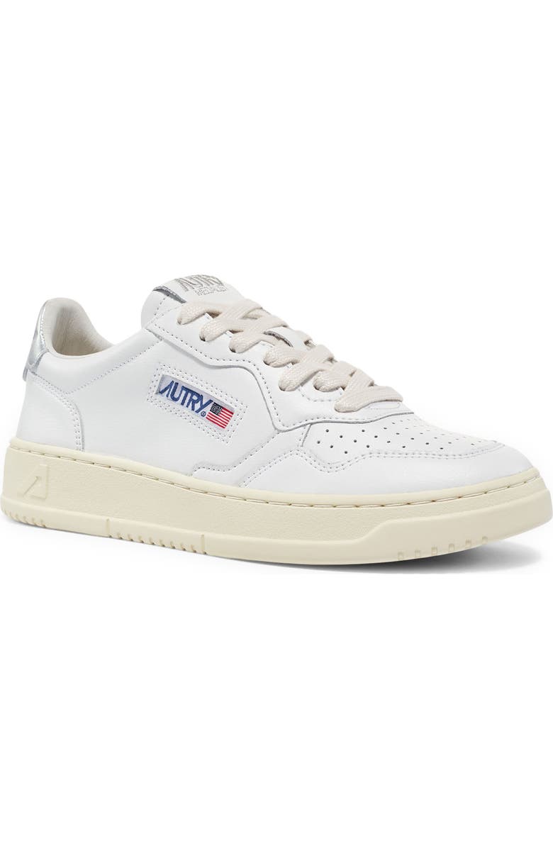 AUTRY Medalist Low Sneaker, Main, color, Wht/Sil