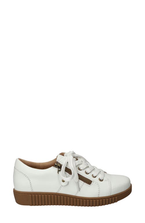 Easy Street Novie Sneaker In White