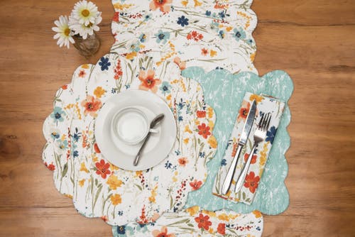 C & F Home C&f Home Sheila Cotton Napkin Machine Washable Set Of 6 In Multi