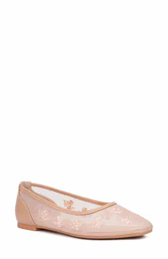 NEW YORK AND COMPANY Elisabette Mesh Flat