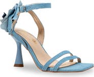 CHASE AND CHLOE Iridessa Fray Rosette Sandal