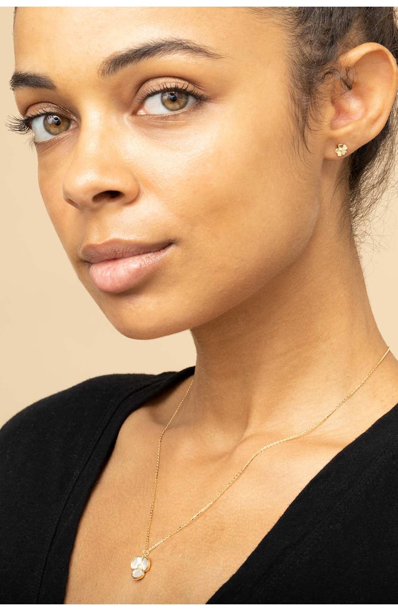 Oradina 14K Gold Petals of Pearl Pendant Charm, Alternate, color, Yellow Gold