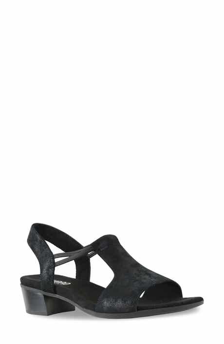 Munro Susan T-Strap Sandal