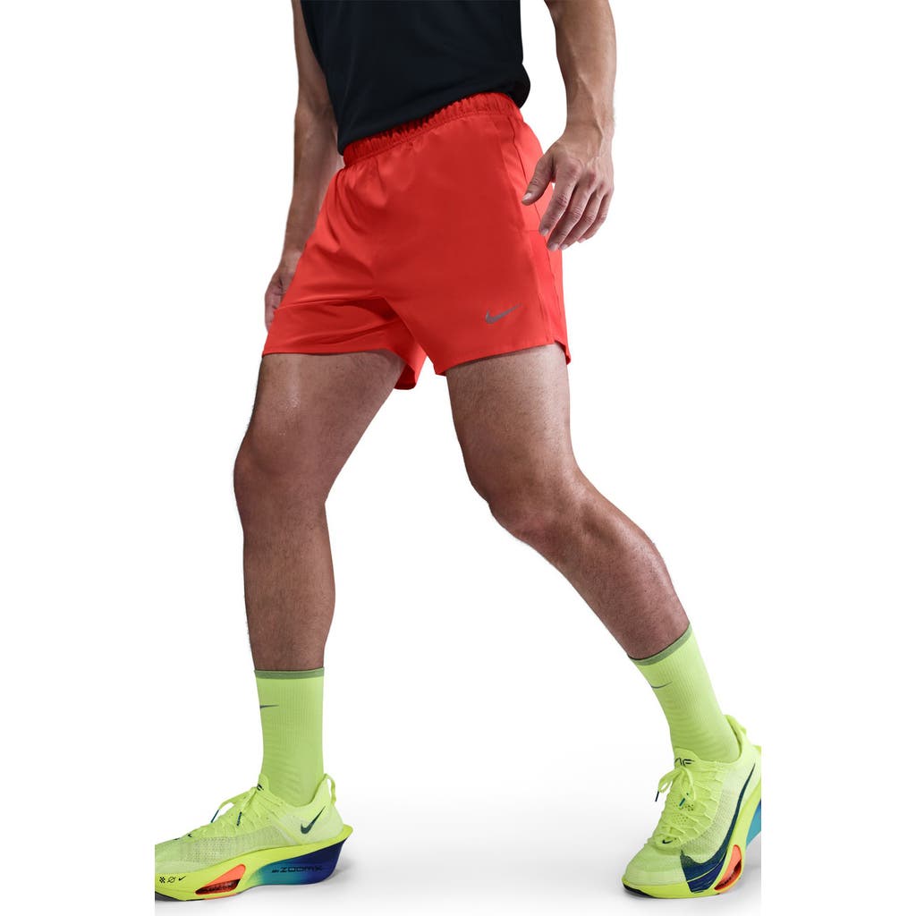 Nike Dri-fit Challenger 5-inch Brief Lined Shorts In Red
