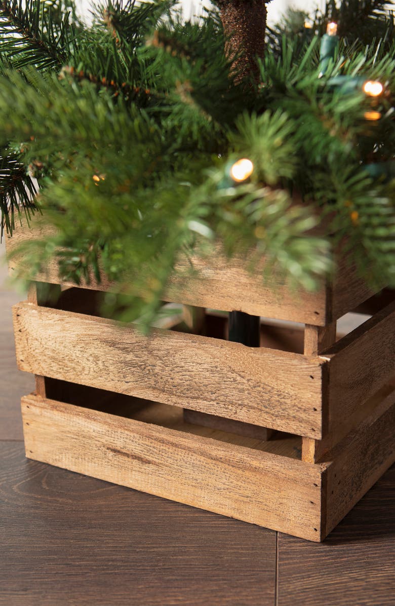 Balsam Hill Country Farm Fir Pre-Lit Artificial Tree, Alternate, color, Green