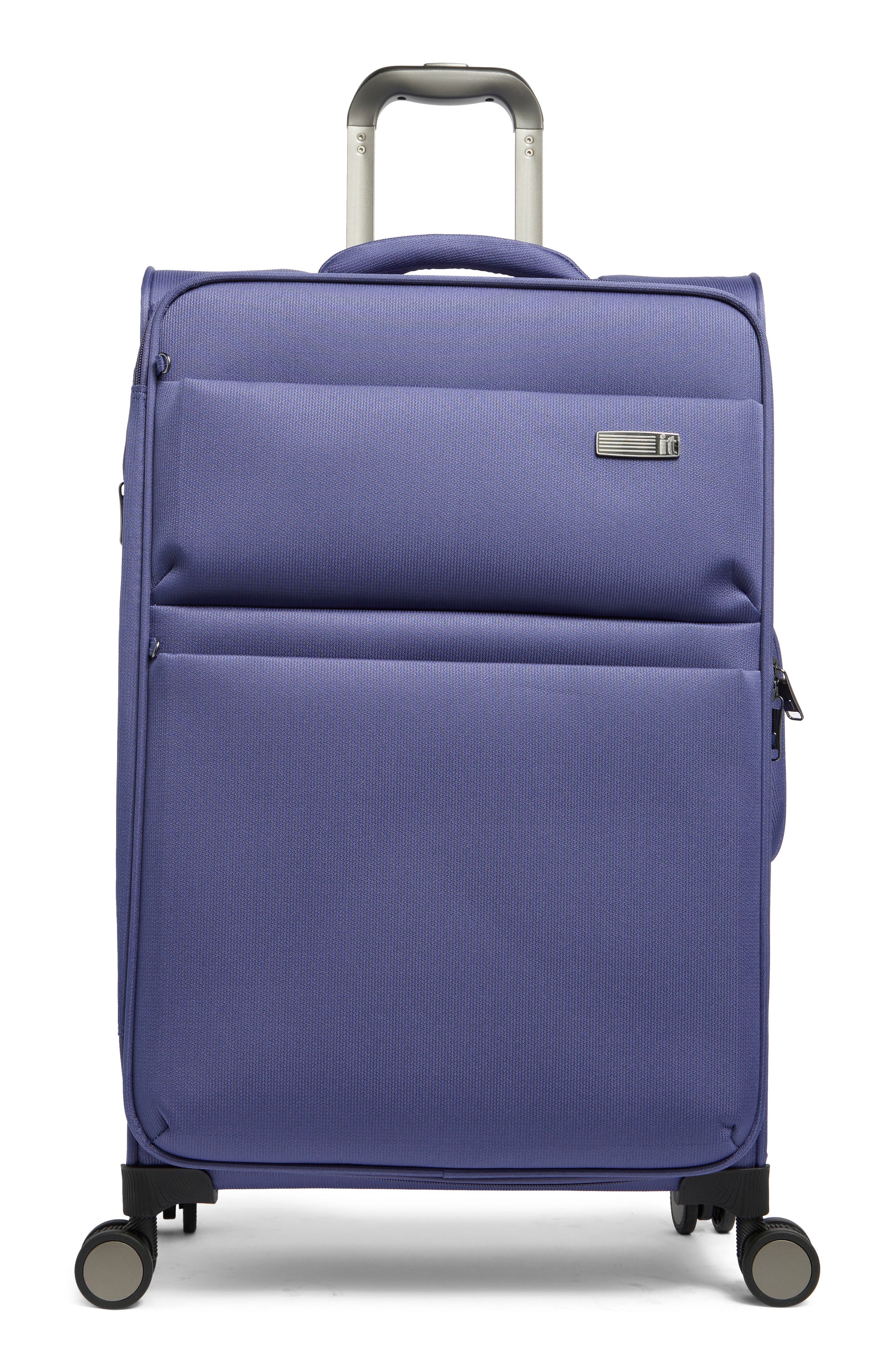IT LUGGAGE Dignified 27-Inch Softside Luggage