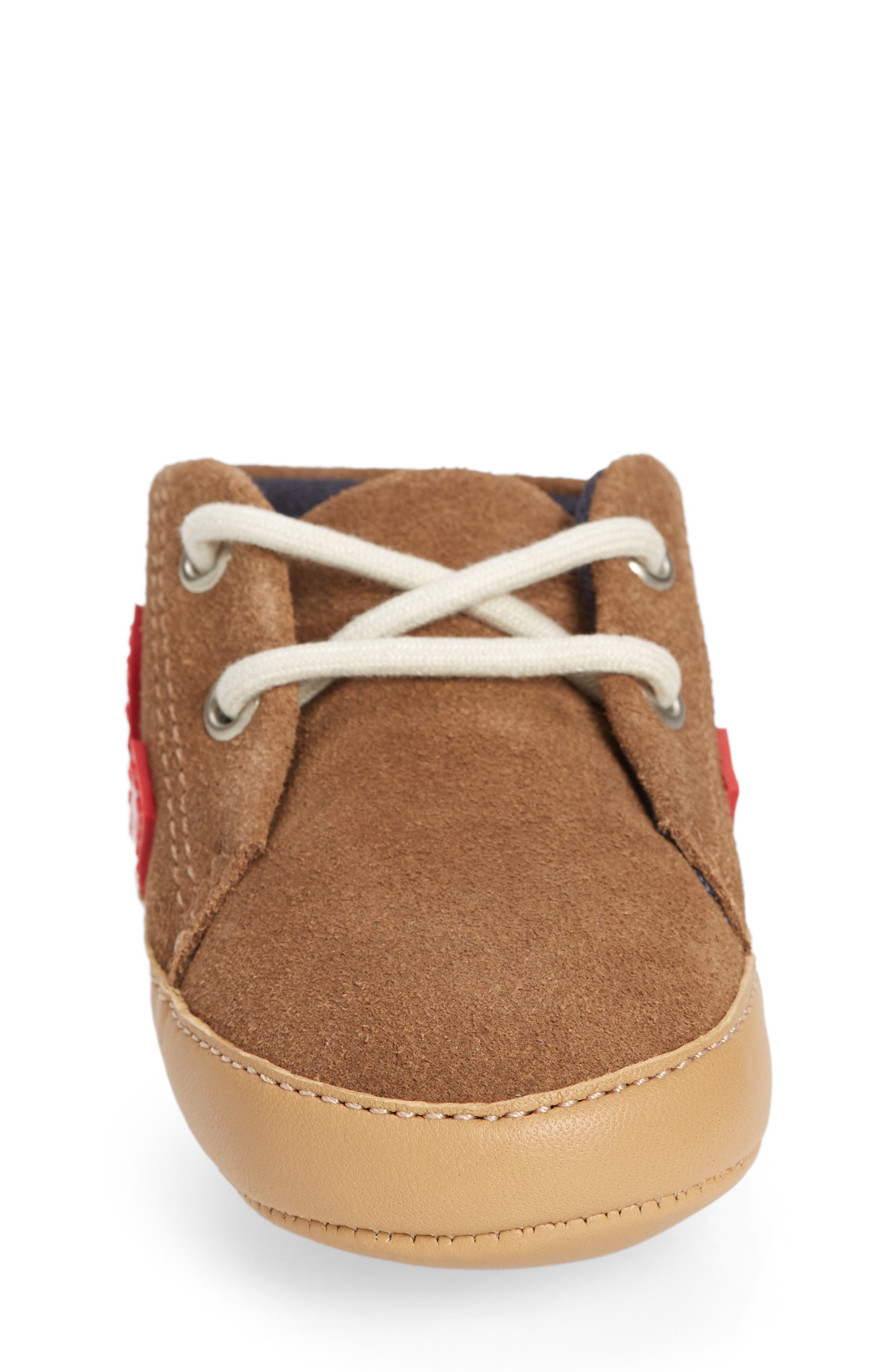 Veja Crib Sneaker, Alternate, color, 