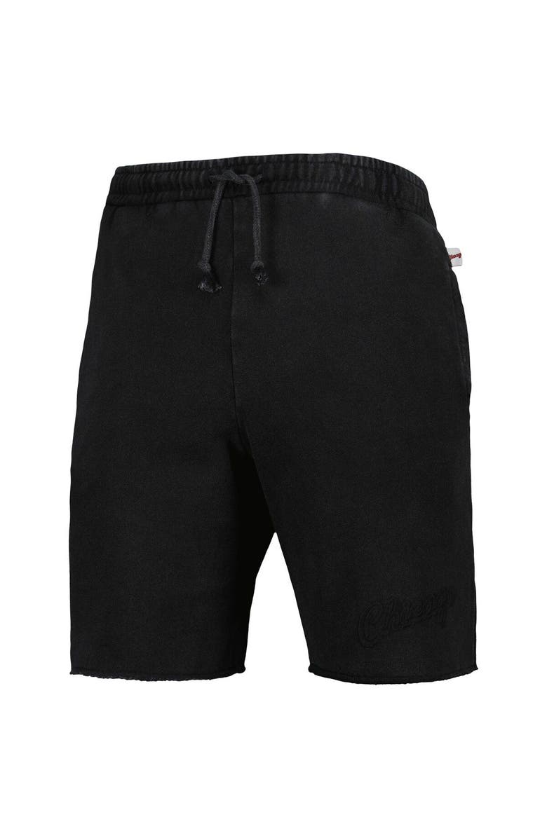 Mitchell & Ness Men's Mitchell & Ness Black Chicago Bulls French Terry Tonal Fleece Shorts, Alternate, color, Black